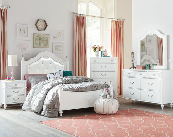 Full poster bed